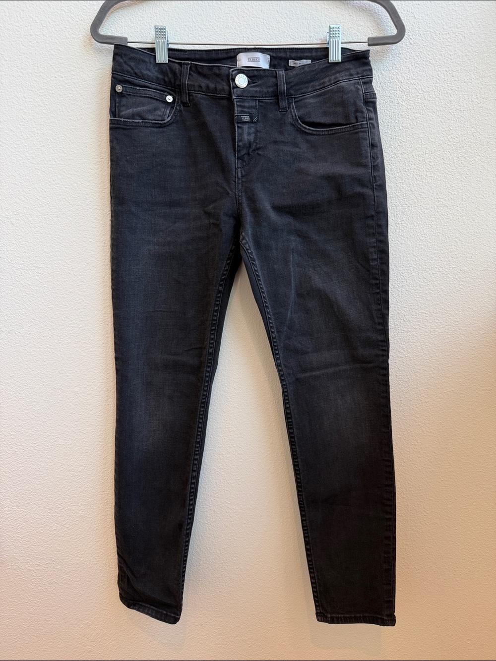 Closed Women's ''Baker'' High Jeans Size 29